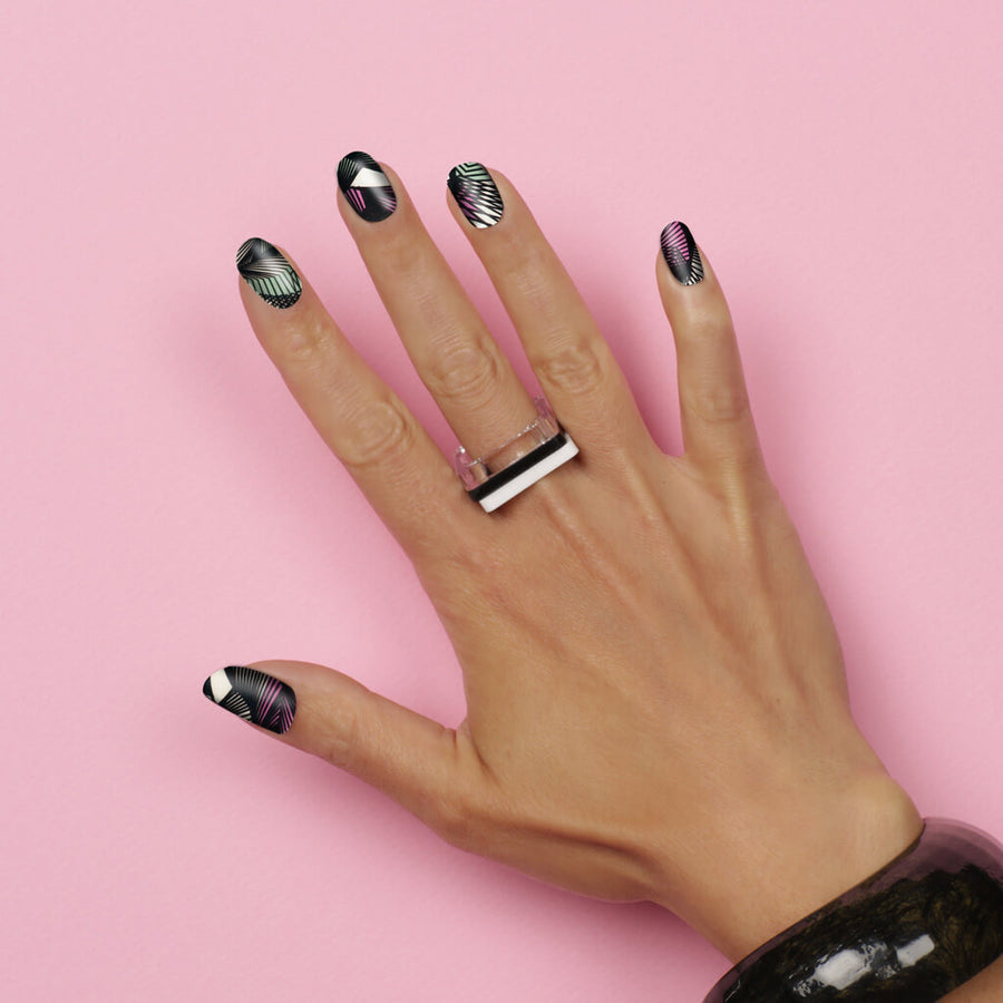 ALL MESHED UP Nail wraps, Nail wraps, mesh pink green and black nail art  - Her Royal Flyness