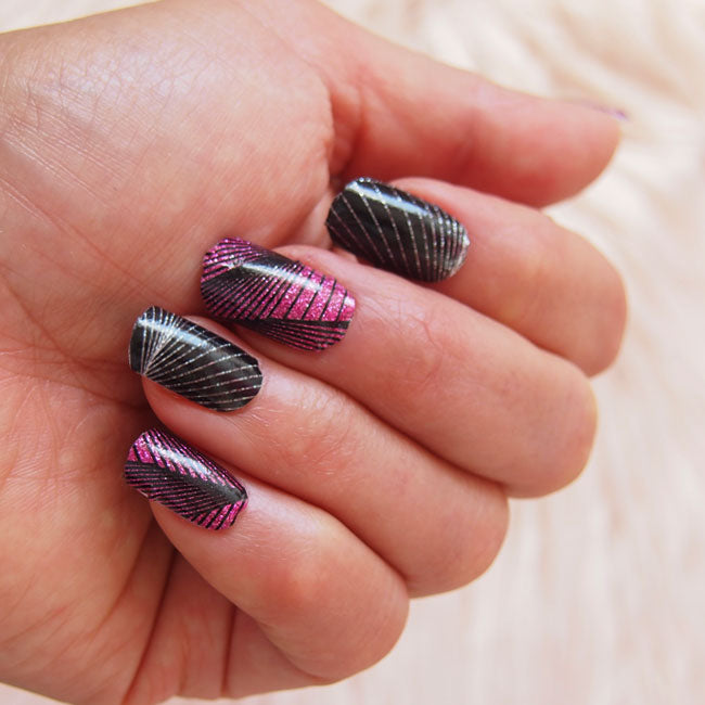 >ADD SPARKLE TO YOUR DAY