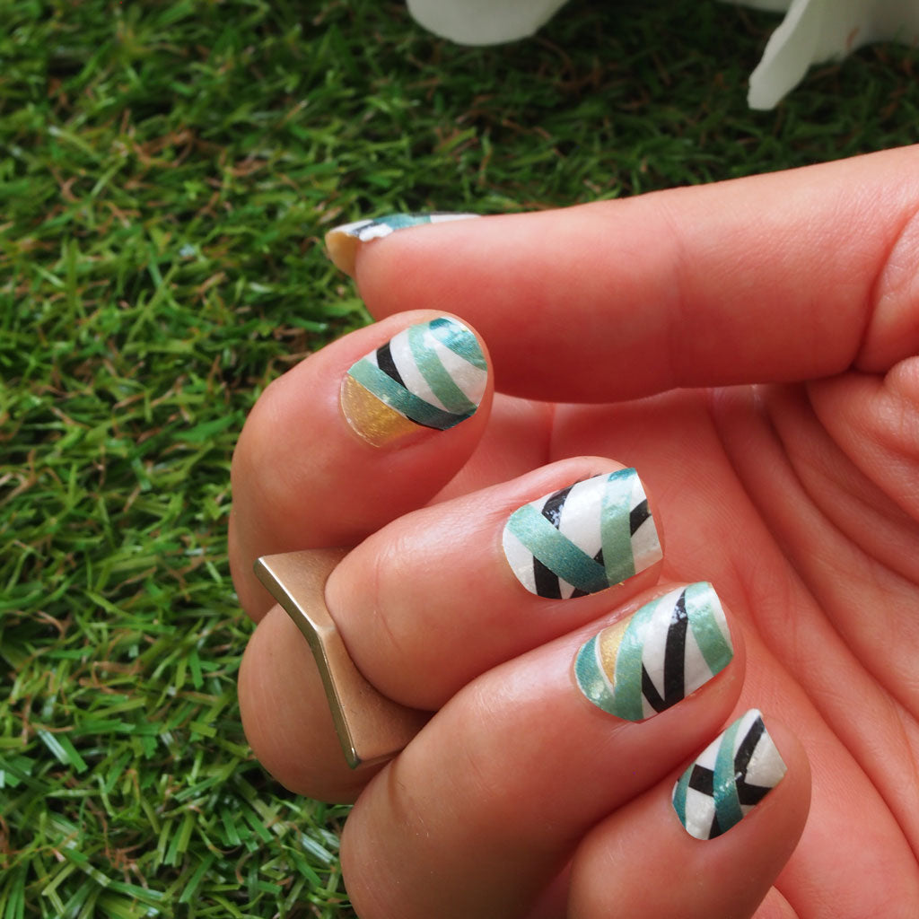 20 top Green and White Nail Art ideas in 2024